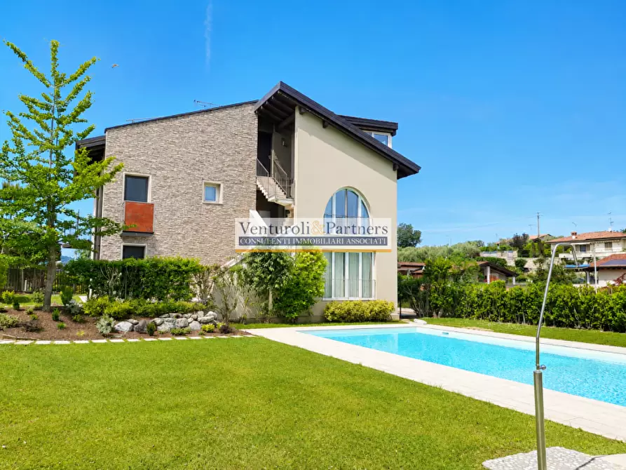 Immagine 1 di Appartamento in vendita  in Via San Giovanni a Moniga Del Garda