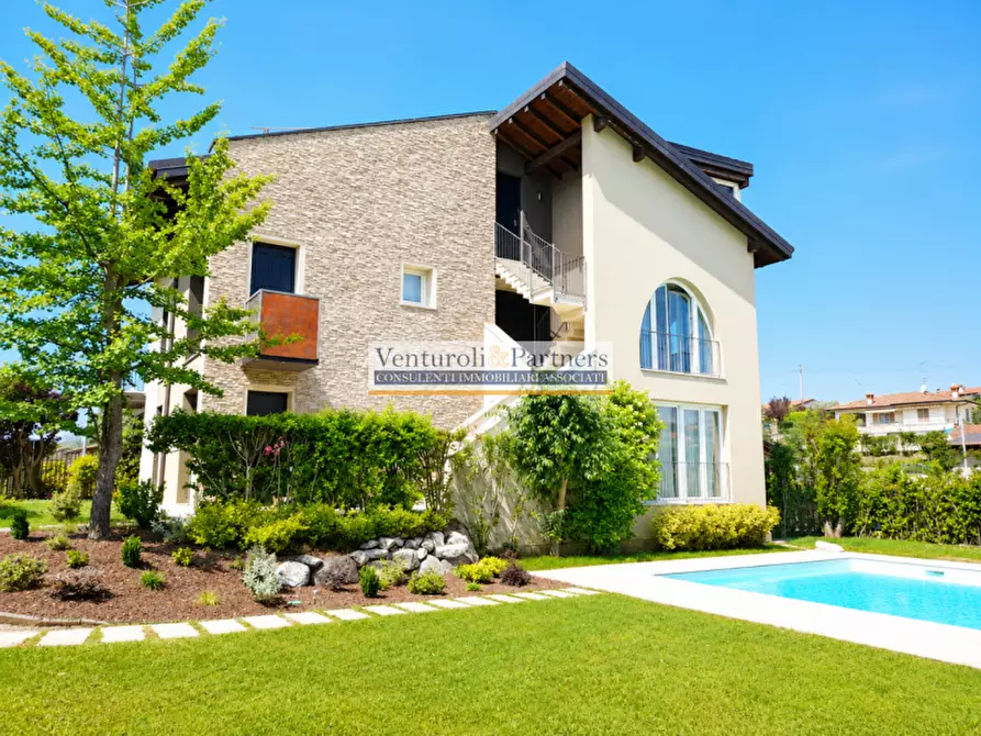 Immagine 19 di Appartamento in vendita  in Via San Giovanni a Moniga Del Garda