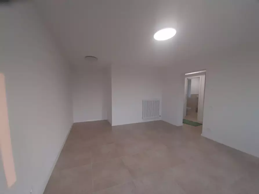 Immagine 3 di Casa indipendente in vendita  in Via Masare a Creazzo