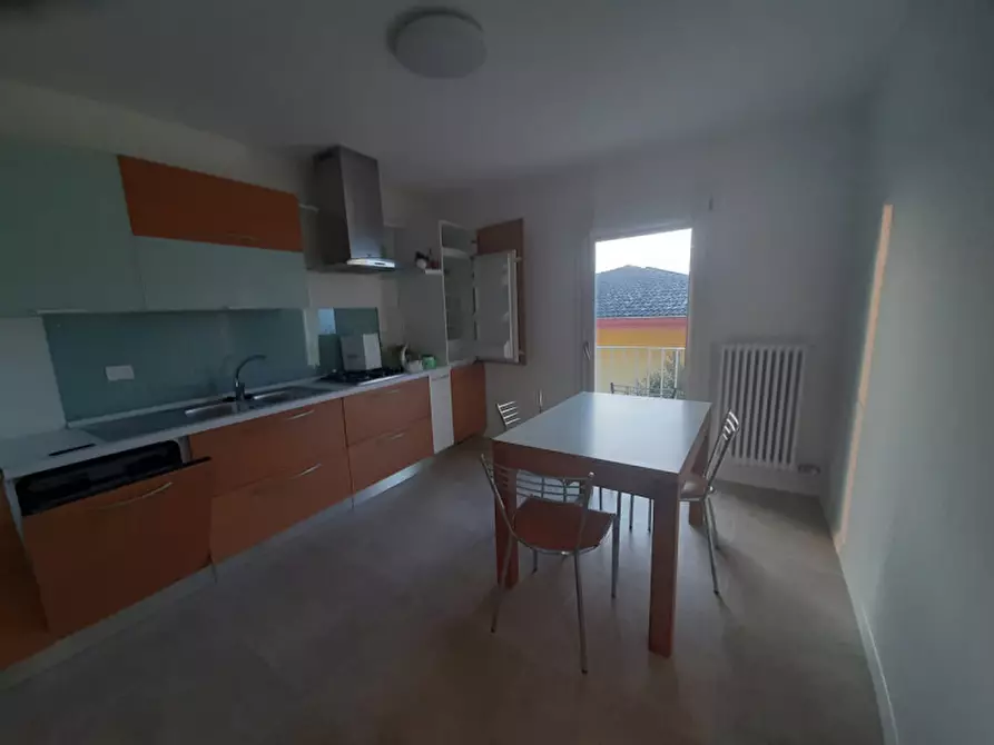 Immagine 6 di Casa indipendente in vendita  in Via Masare a Creazzo