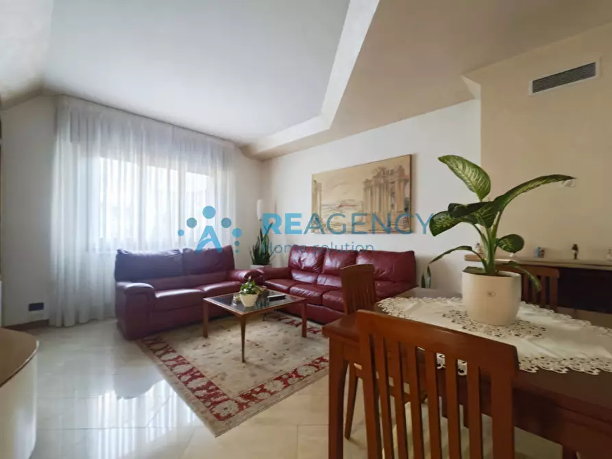 Immagine 1 di Appartamento in vendita  in Via Valle Aulo Gellio 29 a Vicenza