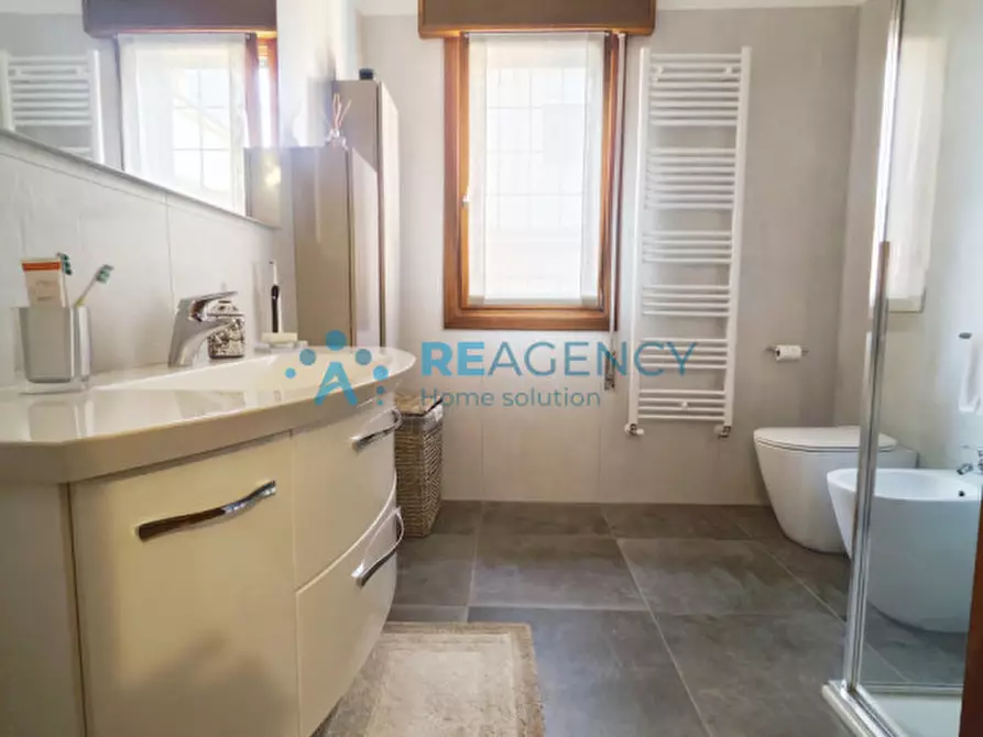 Immagine 12 di Appartamento in vendita  in Via Valle Aulo Gellio 29 a Vicenza