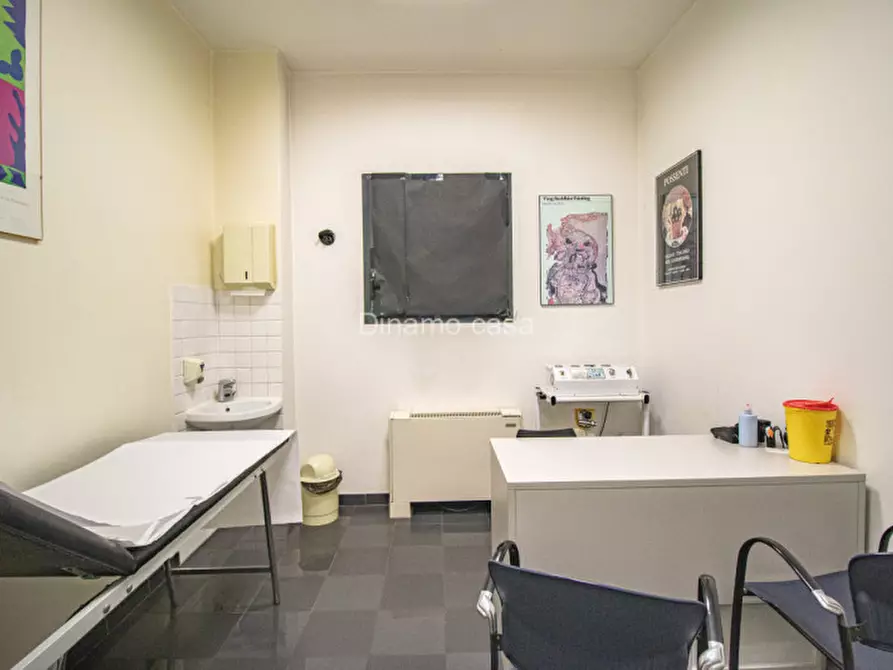 Immagine 3 di Ufficio in vendita  in Via Giuseppe Valentini a Prato