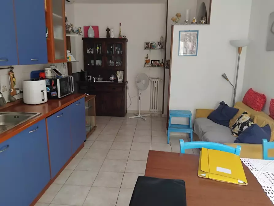 Immagine 3 di Appartamento in vendita  in VIA AGNESI a Monza