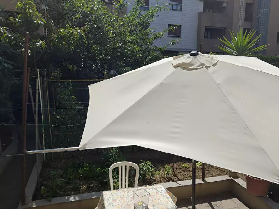 Immagine 7 di Appartamento in vendita  in VIA AGNESI a Monza