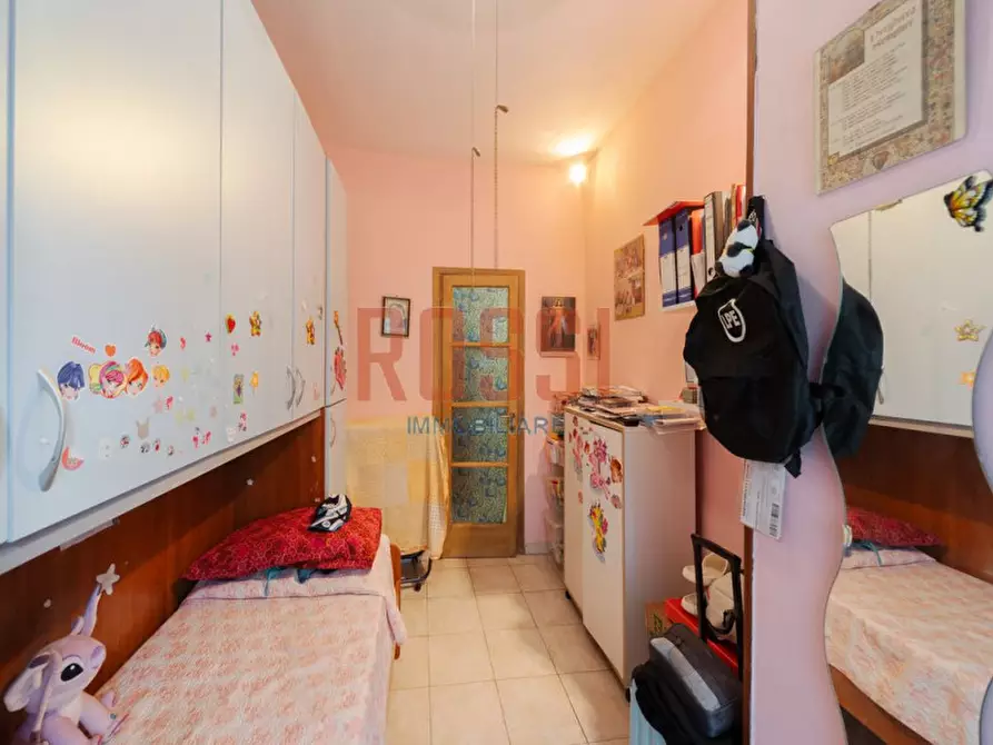 Immagine 11 di Appartamento in vendita  in VIA AGNESI a Monza