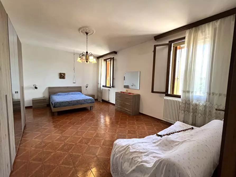 Immagine 8 di Casa indipendente in vendita  in Via Termine a Campiglia Dei Berici