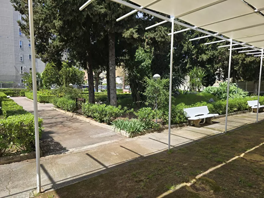 Immagine 3 di Appartamento in vendita  in VIA PARUTA a Palermo