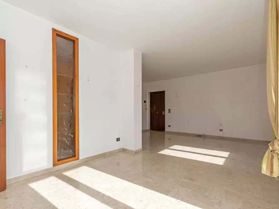 Immagine 7 di Appartamento in vendita  in VIA PARUTA a Palermo