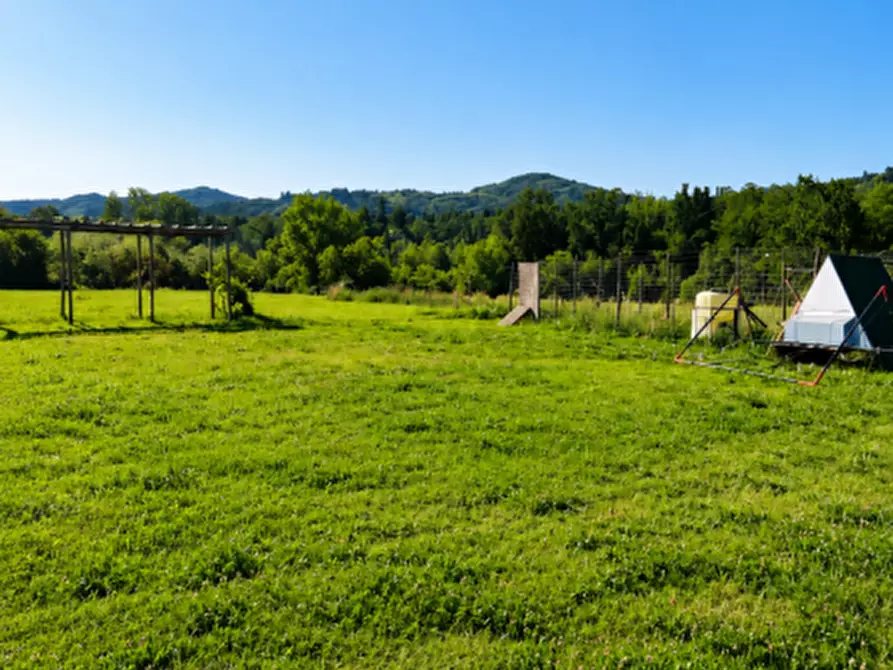 Immagine 4 di Terreno in vendita  in via case rotte a Traversetolo