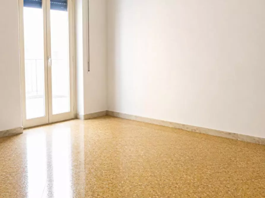 Immagine 5 di Appartamento in vendita  in VIA PINDEMONTE a Palermo