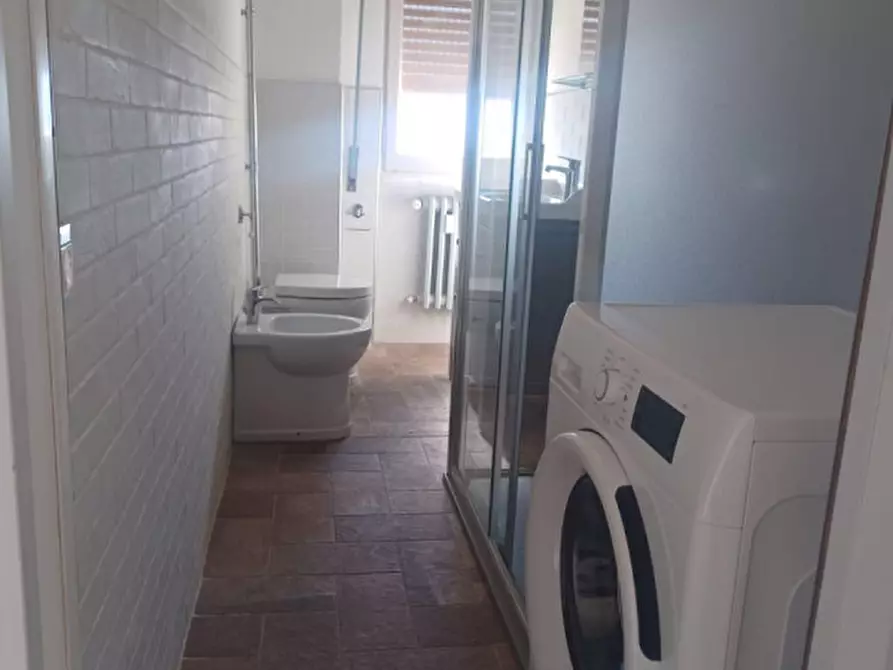 Immagine 5 di Camera in affitto  in VIA DELLA VILLA DEMIDOFF a Firenze
