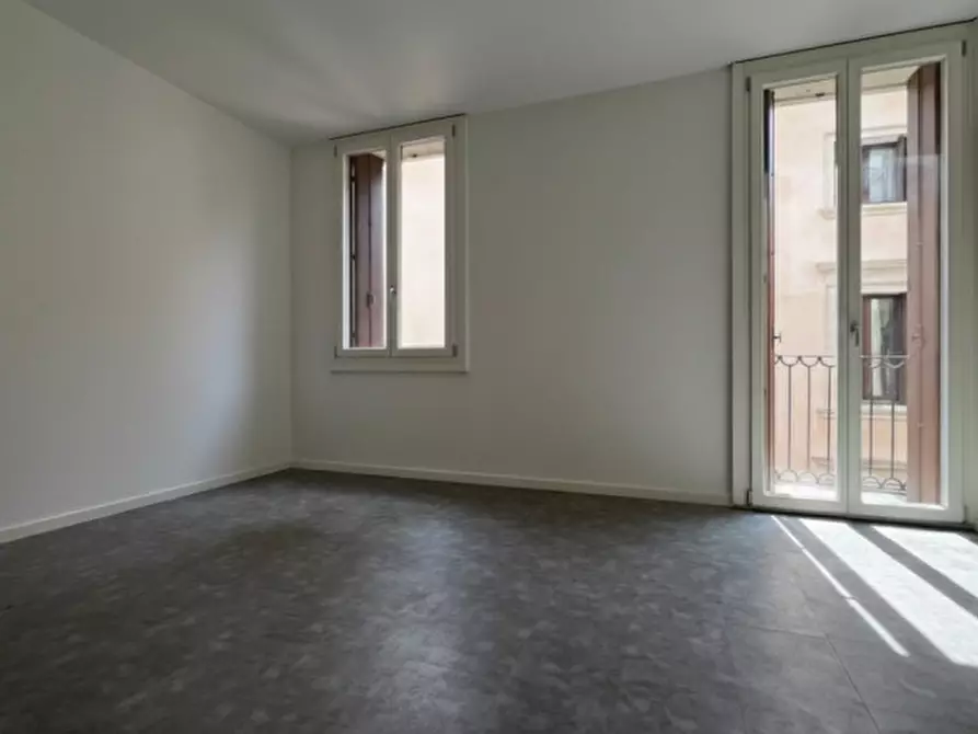 Immagine 3 di Appartamento in affitto  in Contrà Porti 12 a Vicenza