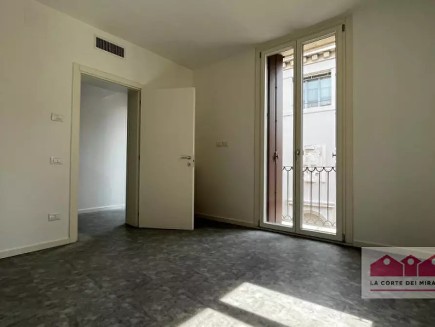 Immagine 6 di Appartamento in affitto  in Contrà Porti 12 a Vicenza