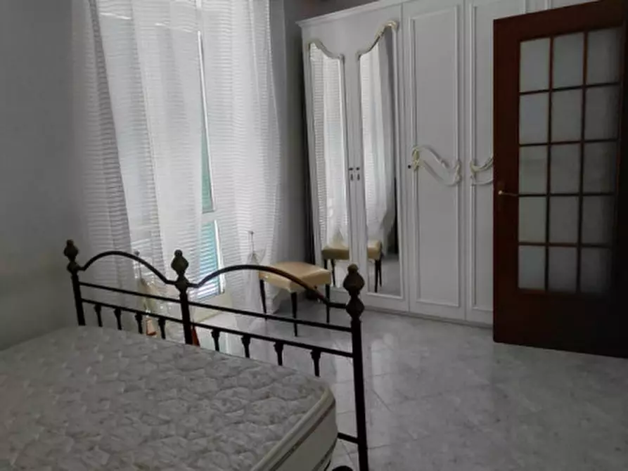 Immagine 4 di Camera in affitto  in vico santa margherita a fonseca 35 a Napoli
