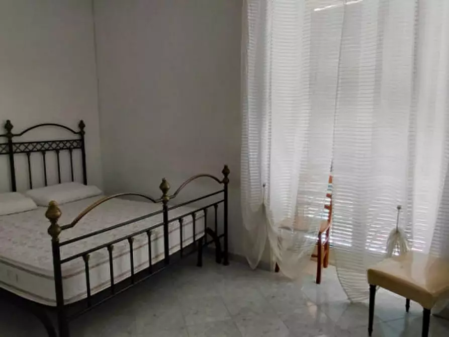 Immagine 6 di Camera in affitto  in vico santa margherita a fonseca 35 a Napoli