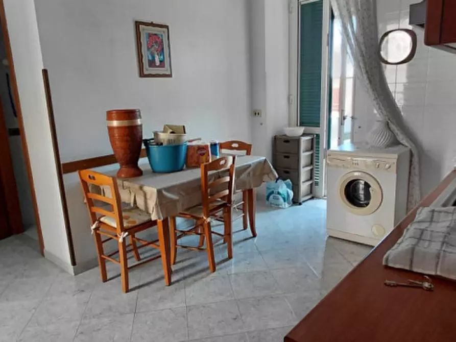 Immagine 16 di Camera in affitto  in vico santa margherita a fonseca 35 a Napoli