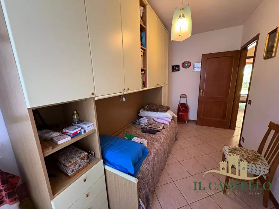 Immagine 19 di Appartamento in vendita  a Castiglione Del Lago