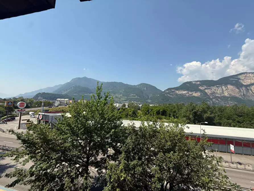 Immagine 5 di Appartamento in vendita  in Via del Brennero a Trento