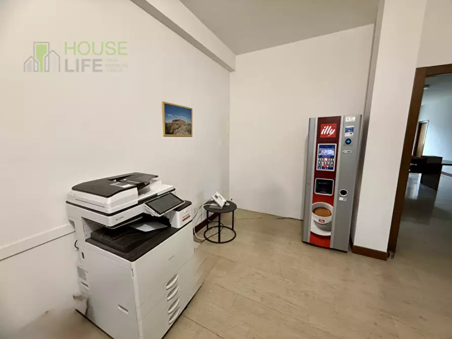 Immagine 5 di Ufficio in vendita  in Viale San Lazzaro a Vicenza