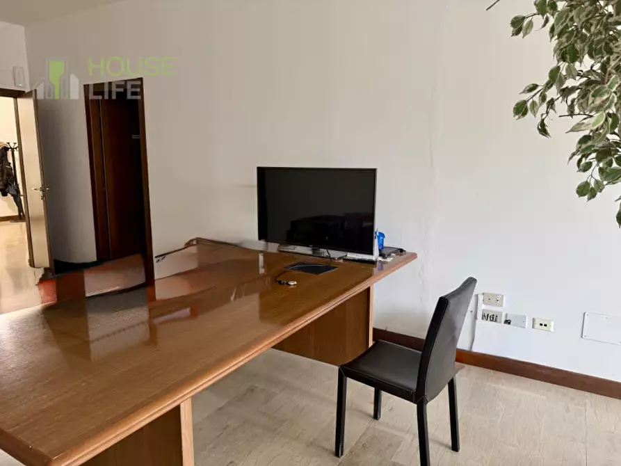 Immagine 9 di Ufficio in vendita  in Viale San Lazzaro a Vicenza