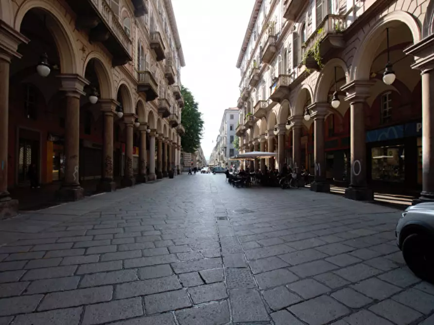 Immagine 27 di Appartamento in vendita  in Via Giuseppe Garibaldi, 57 a Torino