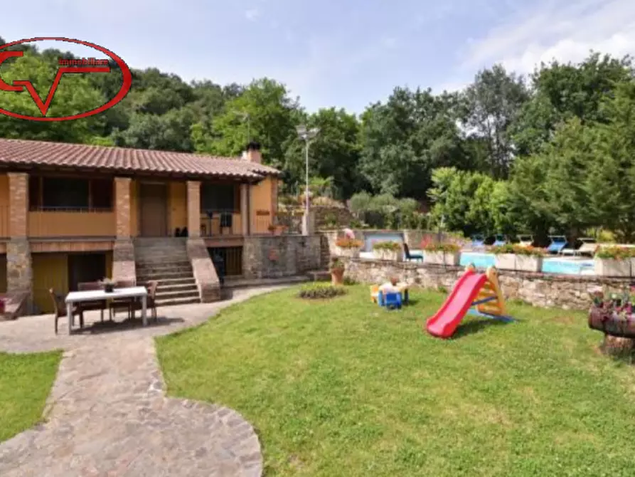 Immagine 1 di Villa in vendita  in Via Carpognane a Terranuova Bracciolini