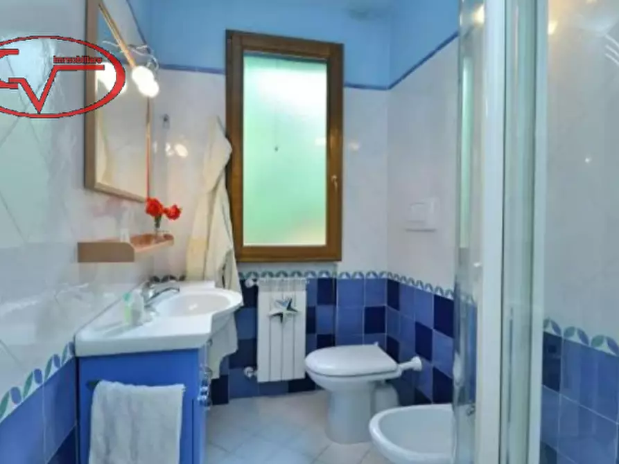 Immagine 15 di Villa in vendita  in Via Carpognane a Terranuova Bracciolini
