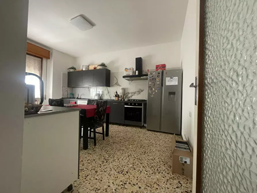 Immagine 1 di Appartamento in vendita  in Via Micheli a Corniglio