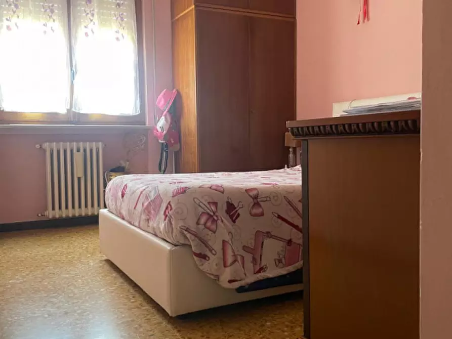 Immagine 11 di Appartamento in vendita  in Via Micheli a Corniglio