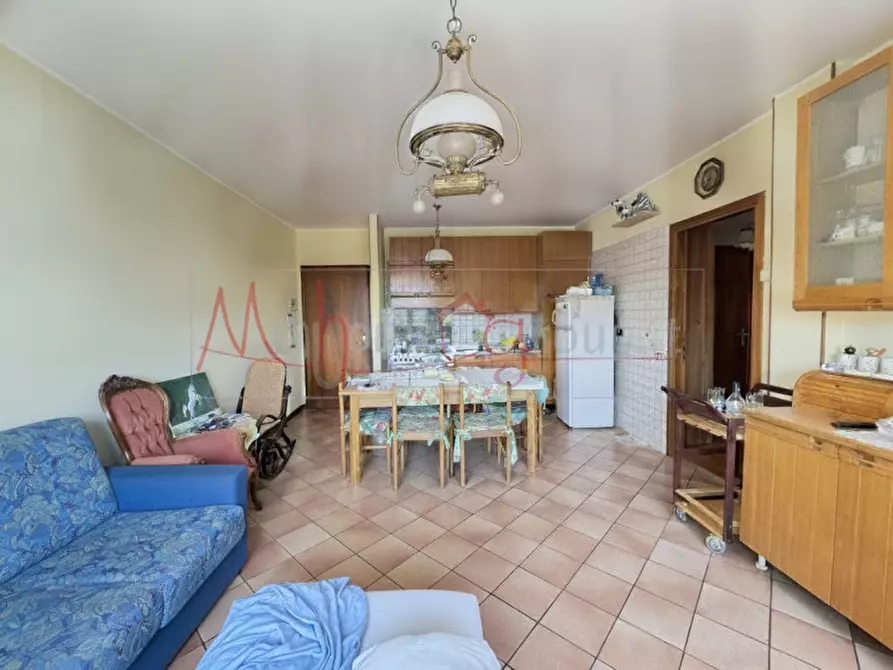 Immagine 2 di Appartamento in vendita  in Via Vo' di Placca a Due Carrare