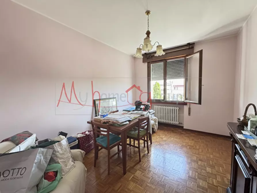 Immagine 6 di Appartamento in vendita  in Via Vo' di Placca a Due Carrare
