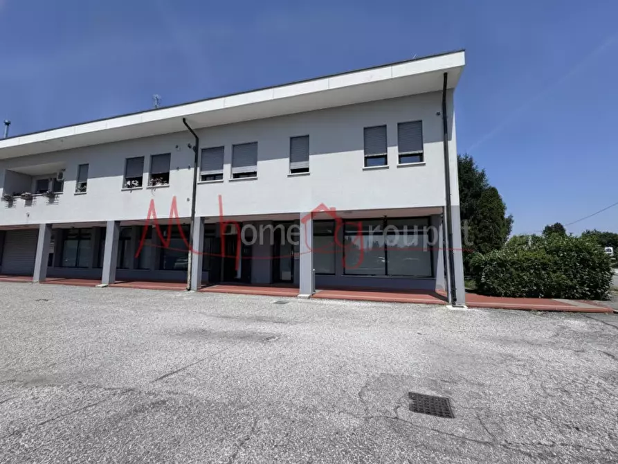 Immagine 8 di Appartamento in vendita  in Via Vo' di Placca a Due Carrare