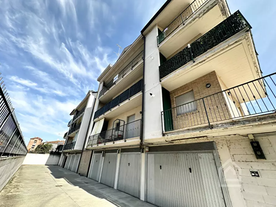 Immagine 31 di Appartamento in affitto  in Via Eugenio Clara 22 a Chivasso