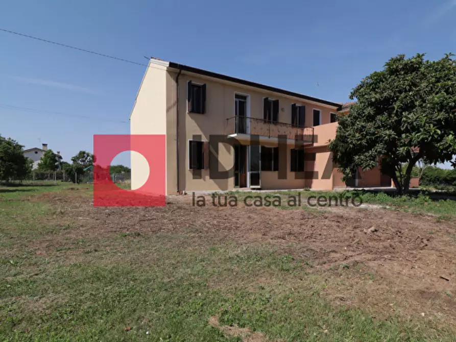 Immagine 25 di Casa bifamiliare in vendita  in VIA DON GIUSEPPE GERON a Ponzano Veneto