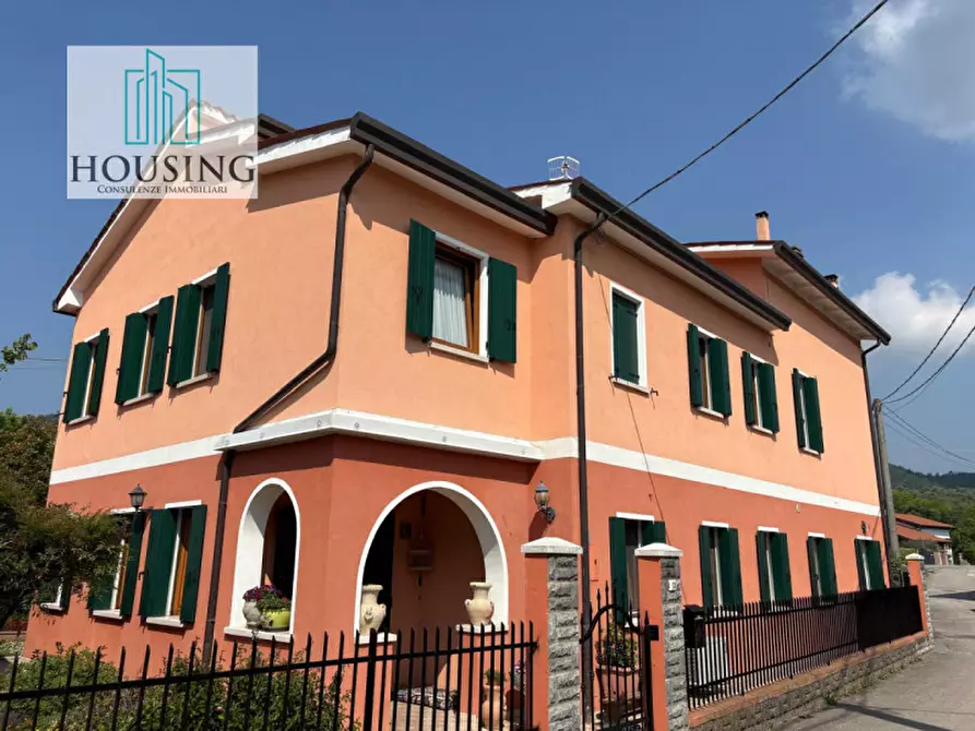 Immagine 1 di Casa bifamiliare in vendita  in Via Regianzane 33 a Galzignano Terme