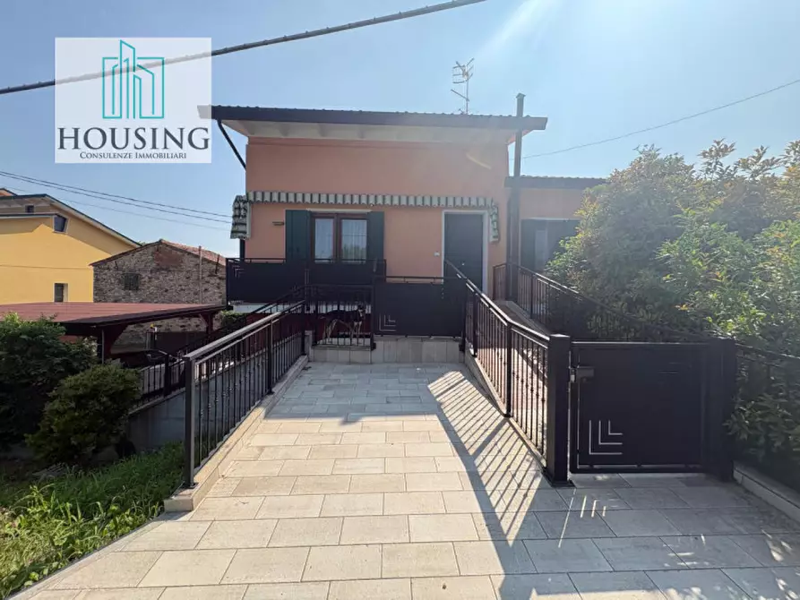 Immagine 21 di Casa bifamiliare in vendita  in Via Regianzane 33 a Galzignano Terme