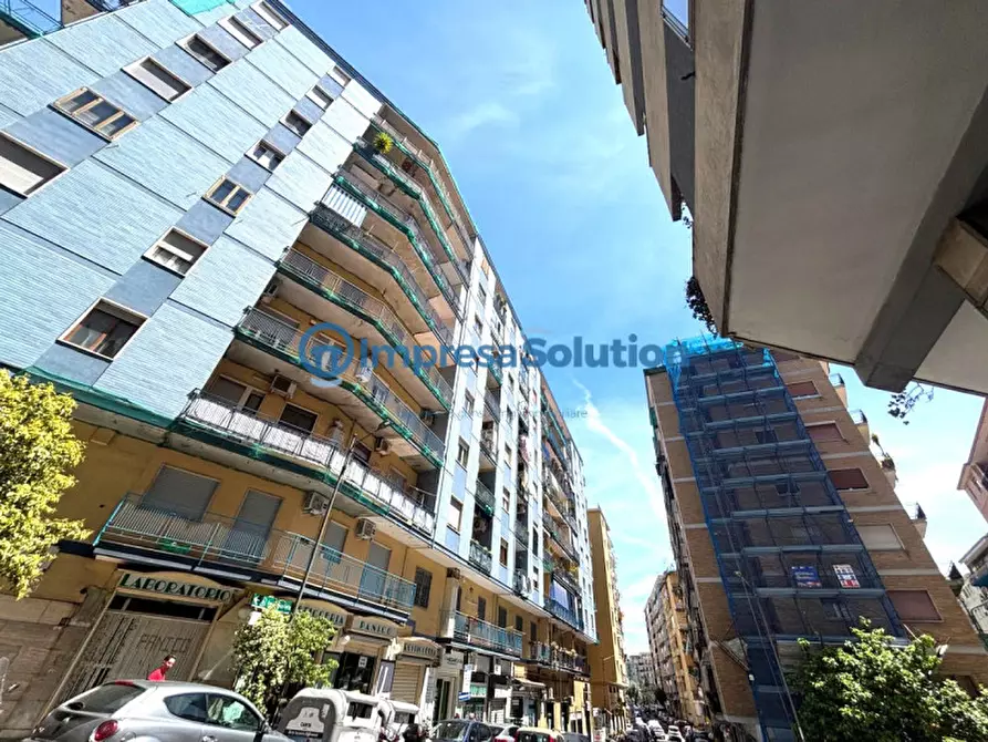 Immagine 4 di Negozio in vendita  in Via Giulio Palermo a Napoli