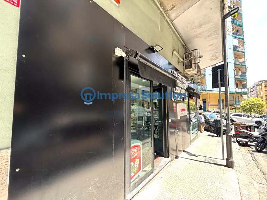 Immagine 10 di Negozio in vendita  in Via Giulio Palermo a Napoli