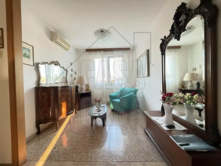 Immagine 1 di Appartamento in vendita  in Via Giuseppe Verdi a Bovolenta