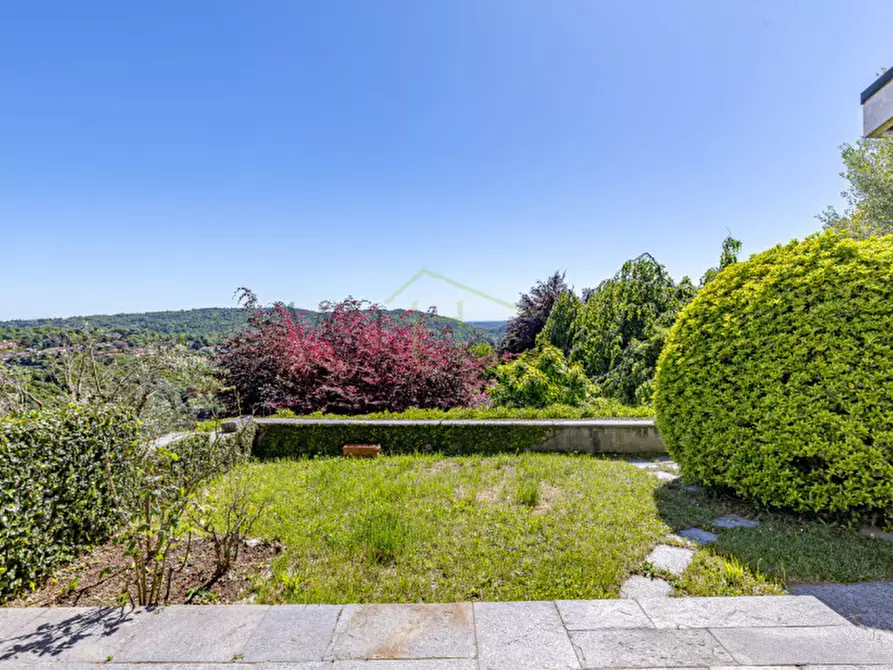 Immagine 12 di Villa in vendita  a Tavernerio