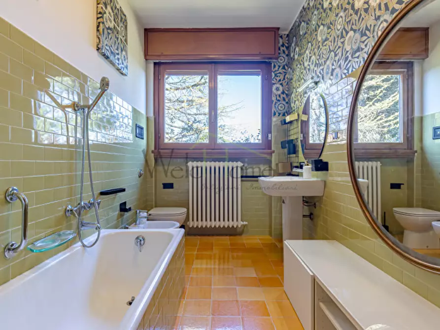 Immagine 36 di Villa in vendita  a Tavernerio