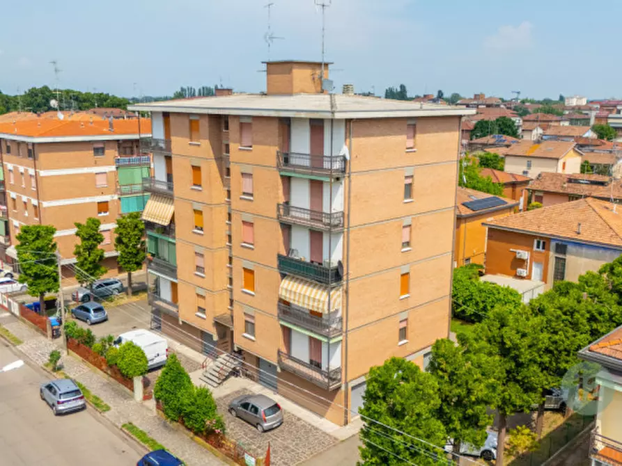 Immagine 20 di Appartamento in vendita  in VIA DON DAVIDE ALBERTARIO n. 20 Piano 4 a Carpi