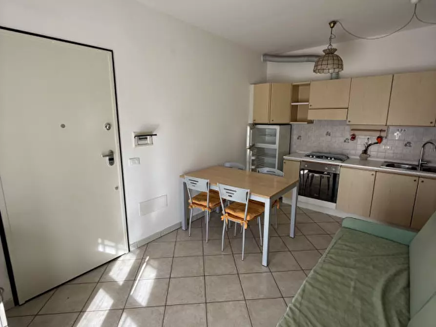 Immagine 2 di Appartamento in vendita  in Via Raffaello Sanzio a Senigallia