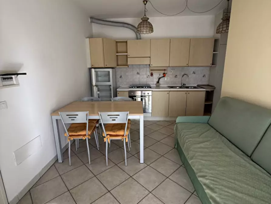 Immagine 3 di Appartamento in vendita  in Via Raffaello Sanzio a Senigallia