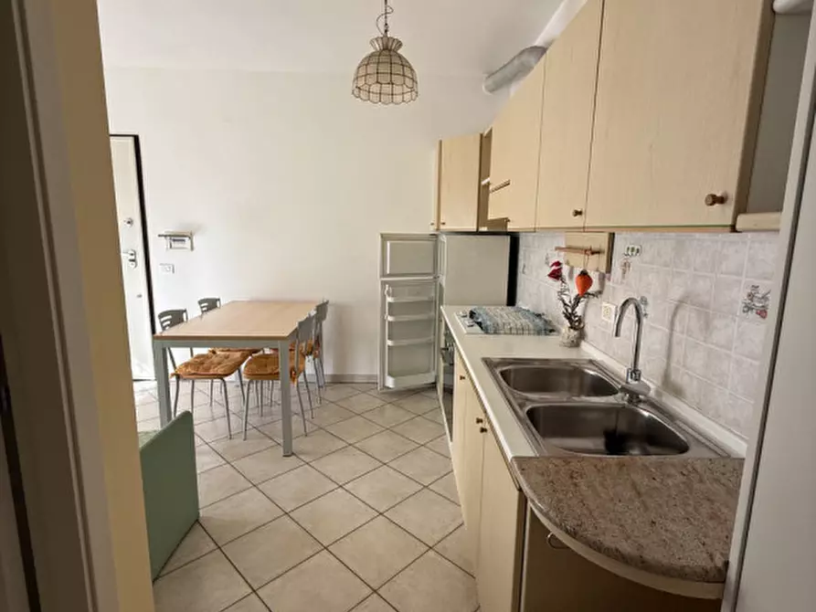 Immagine 5 di Appartamento in vendita  in Via Raffaello Sanzio a Senigallia