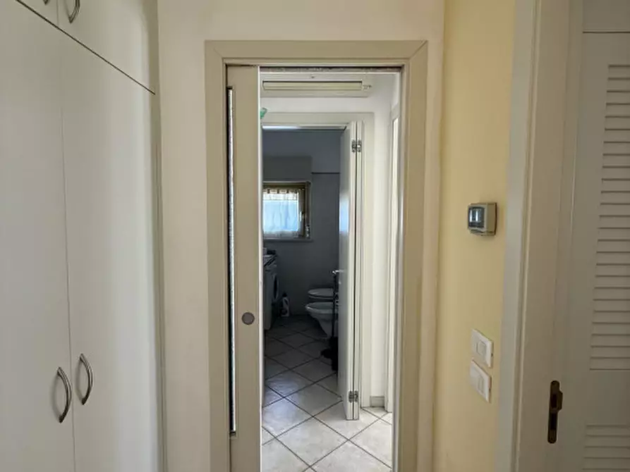Immagine 11 di Appartamento in vendita  in Via Raffaello Sanzio a Senigallia