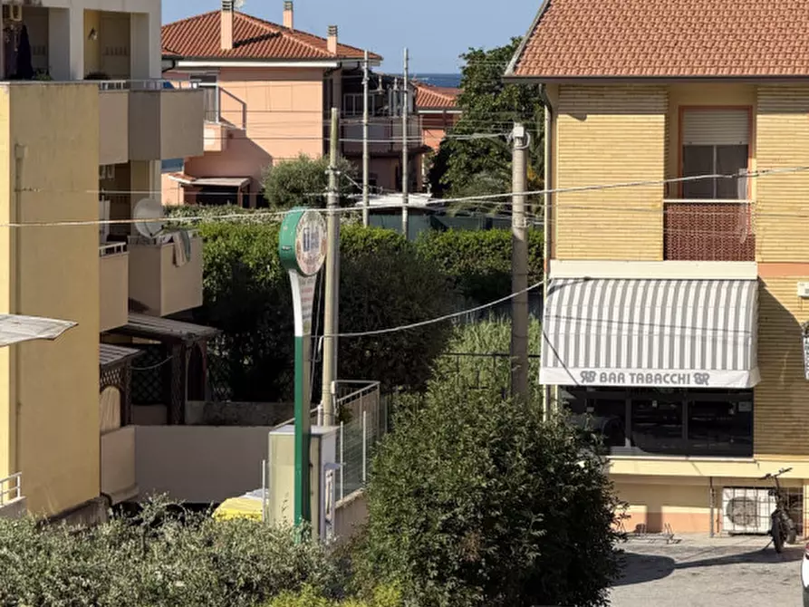 Immagine 22 di Appartamento in vendita  in Via Raffaello Sanzio a Senigallia