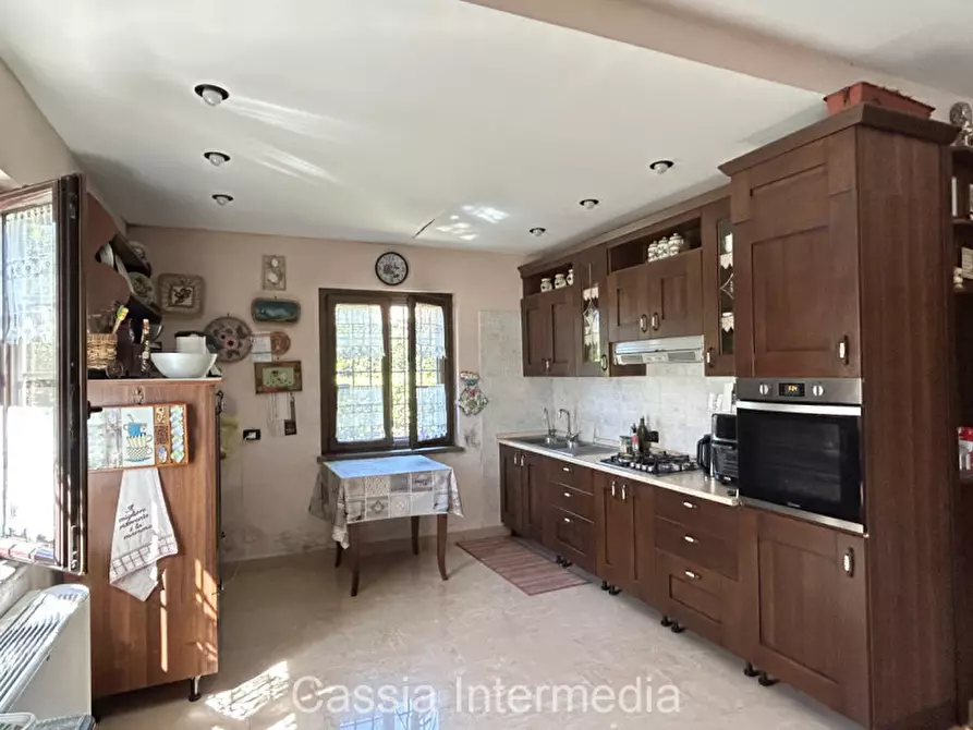 Immagine 20 di Villa in vendita  in Via Passerella 226 a Nepi