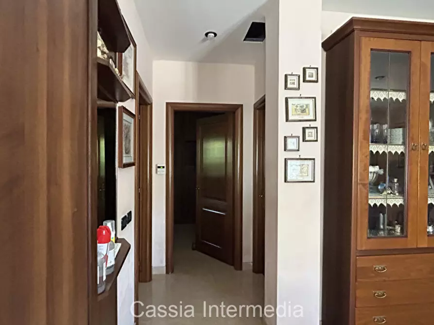 Immagine 21 di Villa in vendita  in Via Passerella 226 a Nepi